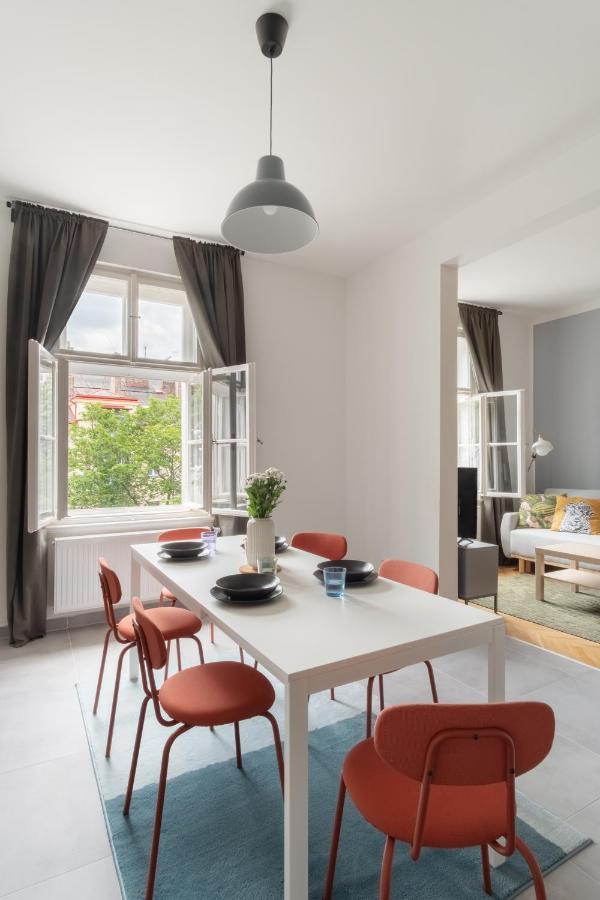 Next To Wenceslas Square By Days Apartment Prague